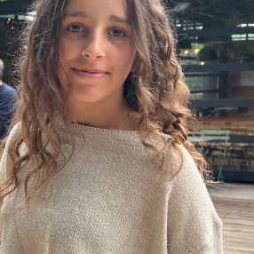 Camille, Babysitter à Versailles