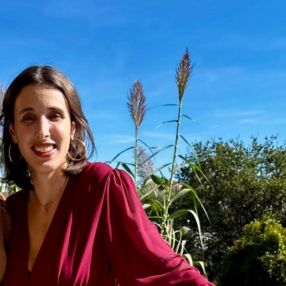 Emmanuelle, Babysitter in Antibes
