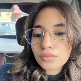 Salma, Babysitter à Saint-Étienne