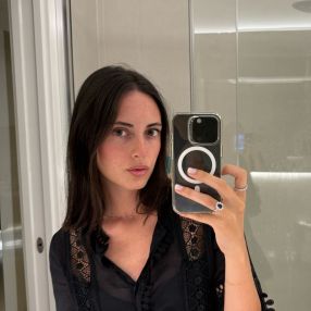 Sara, Babysitter in Paris