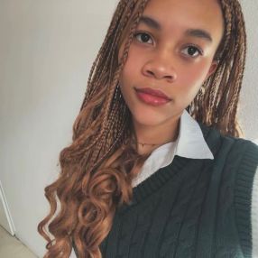 Miyo Marielle, Babysitter à Toulouse