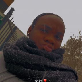 Manuella, Babysitter à Châlons-en-Champagne
