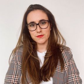 Elise, Babysitter in Angers