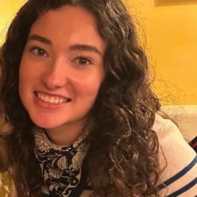 Chloé, Babysitter à Angers