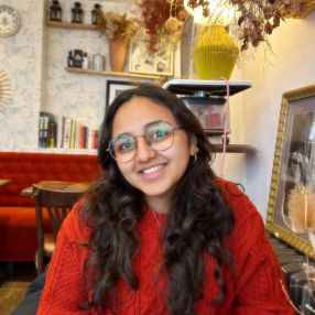 Amatullah, Babysitter à Maisons-Alfort
