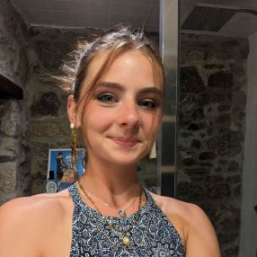Lilou, Babysitter à Lille