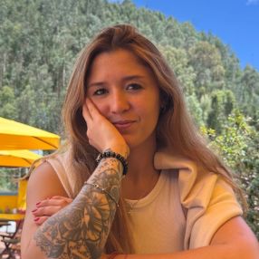 Nata, Babysitter à Aix-en-Provence