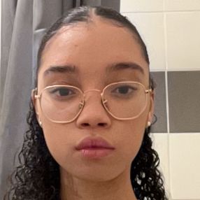 Chaimae, Babysitter in Montpellier