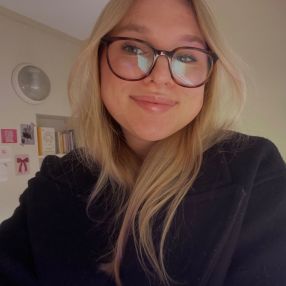 Lou-Ann, Babysitter in Chartres