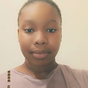 Ayana, Babysitter à Saint-Denis