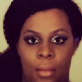 Lyndia, Babysitter à Paris
