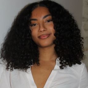 Serena, Babysitter à Créteil