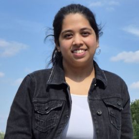 Swetha, Babysitter à Cergy