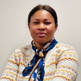 Chamby, Babysitter à Sarcelles