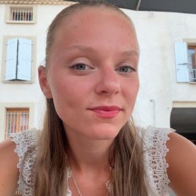 Marylou, Babysitter à Saint-Chamond