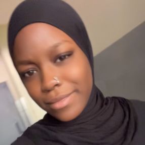 Madiane, Babysitter à Rhône