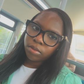 Chanelle, Babysitter à Clichy