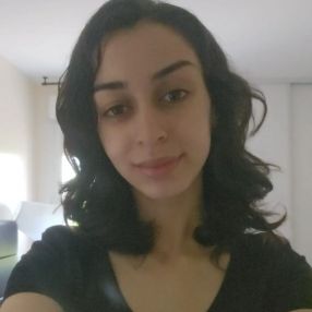 Dina, Babysitter à Rueil-Malmaison
