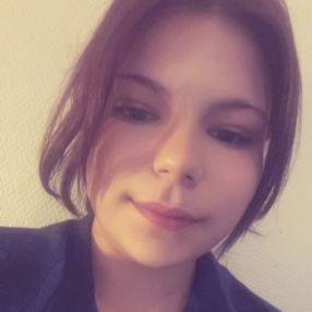 Abigaelle, Babysitter à Vannes