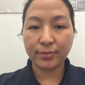 Tshering, Babysitter in York
