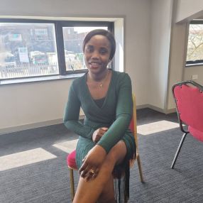 Oluwanifemi, Babysitter in Hatfield
