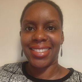 Symone, Babysitter in London