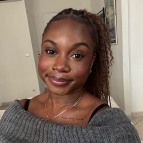 Anjola, Babysitter in Manchester