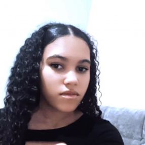 Alisha, Babysitter in Doncaster