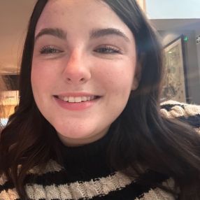 Ilychloe, Babysitter in Portsmouth