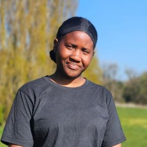 Moreblessing, Babysitter in Luton