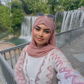 Maliha, Babysitter in St Albans