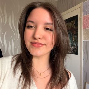 Emilija, Babysitter in Doncaster