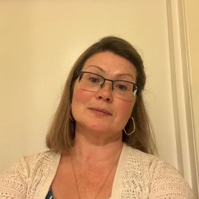 Elena, Babysitter in Glasgow