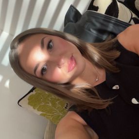 Poppy, Babysitter in Leeds