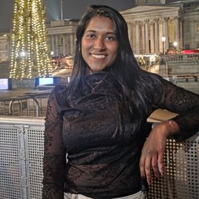 Praveena, Babysitter in Watford