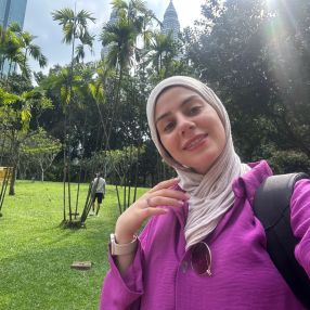 Emna, Babysitter in Birmingham