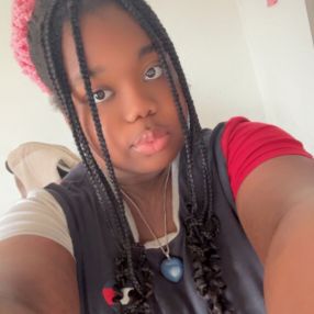 Isioma, Babysitter in Dundee