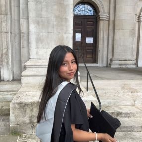 Elizabeth, Babysitter in Greater London