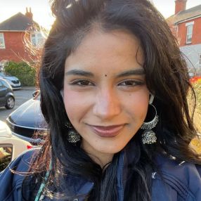 Shruti, Babysitter in Bournemouth