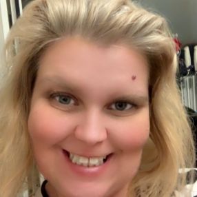 Eily c, Babysitter in Greater London