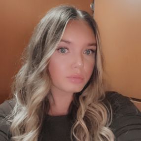 Tia, Babysitter in Lancaster
