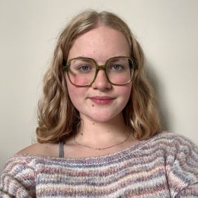 Lily, Babysitter in Dundee