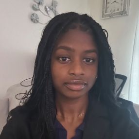 Paulina, Babysitter in Peterborough
