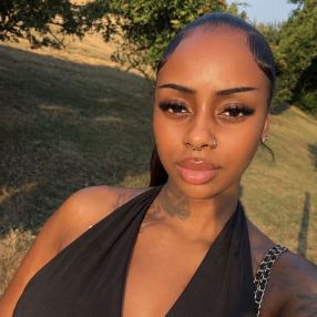 Destiny, Babysitter in Nottingham