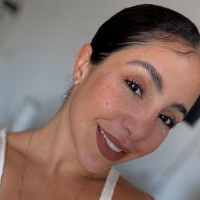 Danielle, Babysitter in Greater London