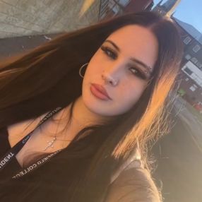 Jasmine, Babysitter in North Wingfield