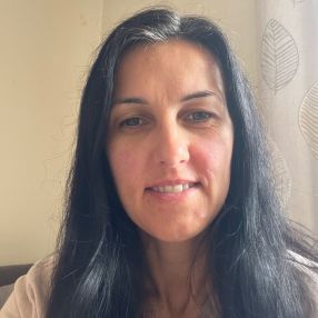 Katya, Babysitter in Epsom