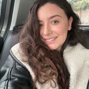 Jenny, Babysitter in London