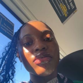 Eunice, Babysitter in Manchester