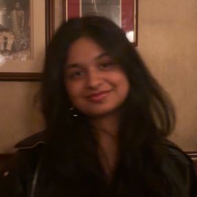 Adhirajnee, Babysitter in Manchester
